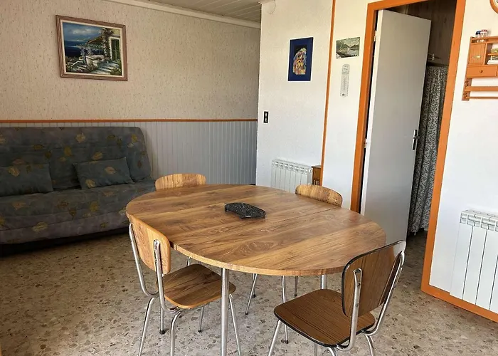 Apartmán 2 Pieces Climatise Avec Terrasse Et Parking Prive - 6 Couchages - - Fr-1-250-257 *
